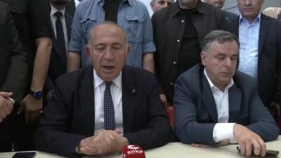  Eski CHP Genel Sekreteri Gürsel Tekin, "Sayın Kılıçdaroğlu'nun, günü gününde
