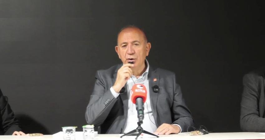 Gürsel Tekin’den bazı CHP’lilere: Kılıçdaroğlu, sizi var eden liderinizdir. Onun döneminde tek bir itirazınızı duymadım Eski CHP Genel Sekreteri Gürsel Tekin, CHP'ye yönelik mutlak butlan