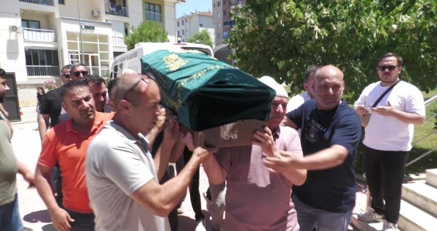 Ağrı'nın Hamur ilçesinde görev yaparken yaşamını yitiren ana sınıfı öğretmeni