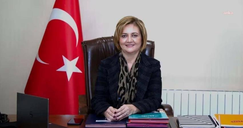İBB Davası… Elif Atayman: “21 ay boyunca önceki dönemden kalan alacakların tahsili için çalıştım” İBB Davası’nda savunma yapan Medya AŞ Genel Müdürü İpek Elif