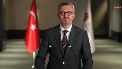 İletişim Başkanı Burhanettin Duran, Avrupa Parlamentosu’nun Türkiye raporuna tepki göstererek,