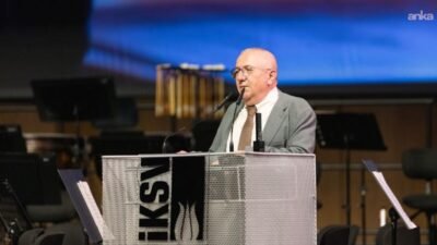 54. İstanbul Müzik Festivali’nin açılışında Onur Ödülü’nü alan besteci Turgay