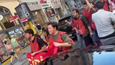 Devrimci Gençlik Dernekleri, İstanbul'daki NATO Parlamenter Zirvesi'ni protesto eden 40