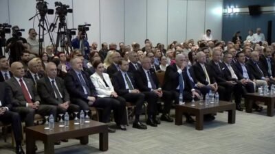 İYİ Parti Genel Başkanı Müsavat Dervişoğlu, bazı kamu kurumları ve
