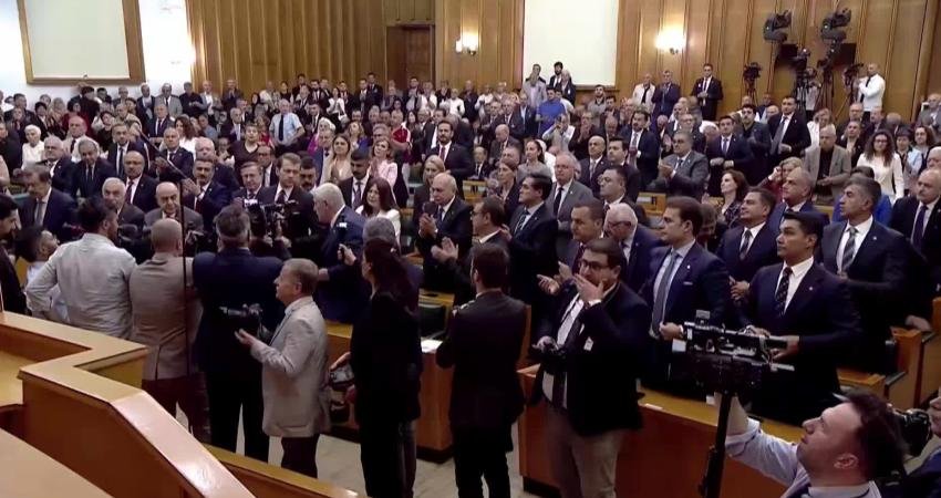 İYİ Parti Genel Başkanı Müsavat Dervişoğlu, "Neymiş, 27-28 Haziran'da 'Öcalan'a