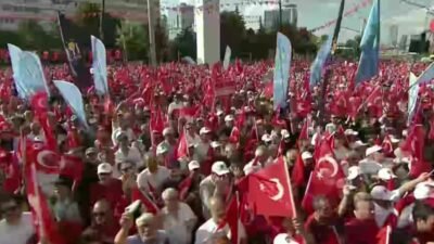 İYİ Parti Genel Başkanı Müsavat Dervişoğlu, terör örgütü PKK lideri
