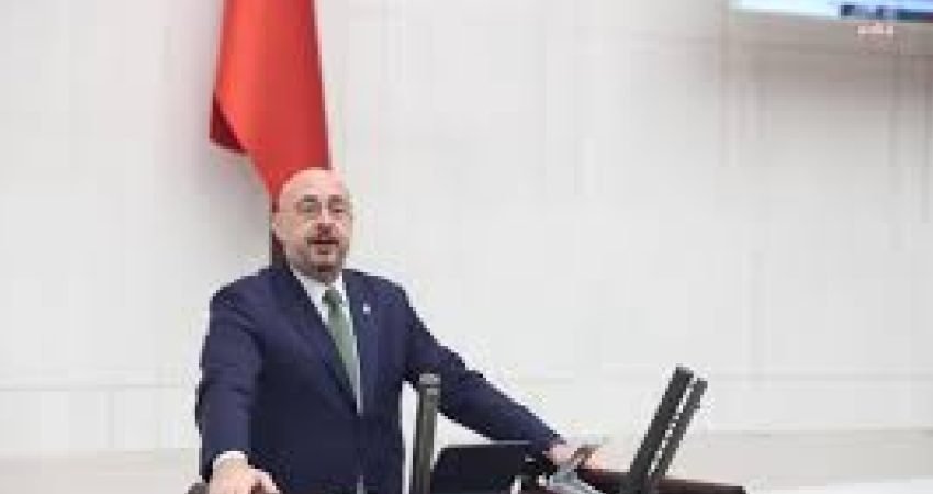 İYİ Parti TBMM Grup Başkanvekili ve Antalya Milletvekili Uğur Poyraz,