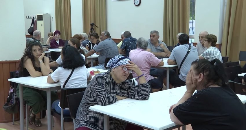 İzmir Büyükşehir Belediye Başkanı Cemil Tugay, Karşıyaka’da Zübeyde Hanım Alevi