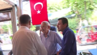 İzmir Büyükşehir Belediye Başkanı Cemil Tugay, İzmir Büyükşehir Belediyesi ve