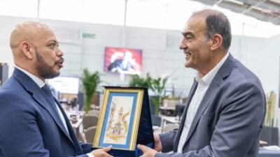 El Salvador Büyükelçisi Héctor Enrique Jaime Calderón, İzmir Büyükşehir Belediyesi’ni