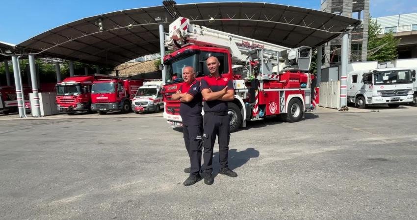 İzmir İtfaiyesi’nde 33 yıldır görev yapan Haki Arduç’un meslek sevgisi