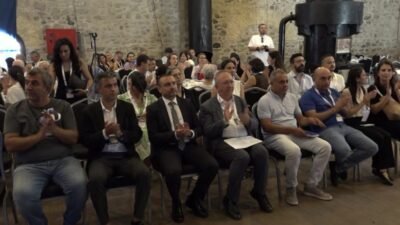 İzmir Büyükşehir Belediyesi, İzmir zeytininin katma değerinin artırılarak ulusal ve