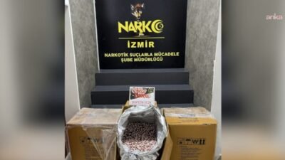 İzmir'in Buca ilçesinde narkotik operasyonunda polis, 300 bin adet sentetik