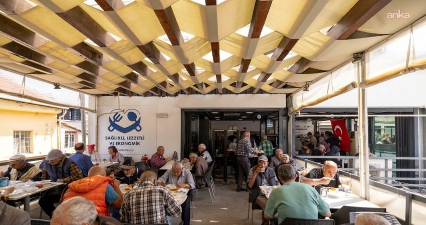 İzmir Büyükşehir Belediyesi’nin sosyal belediyecilik anlayışıyla hizmete açtığı Kent Lokantaları