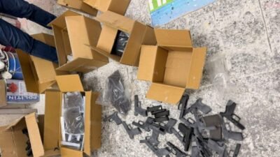 İzmir’de organize suç örgütlerine yönelik eş zamanlı operasyonda 40 şüpheliden