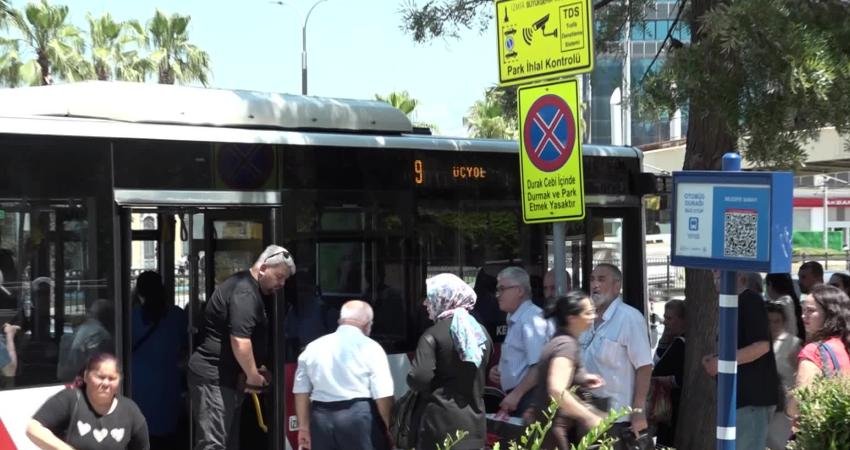 İzmir Büyükşehir Belediyesi ESHOT Genel Müdürlüğü, kentin tarihinden ve mimari