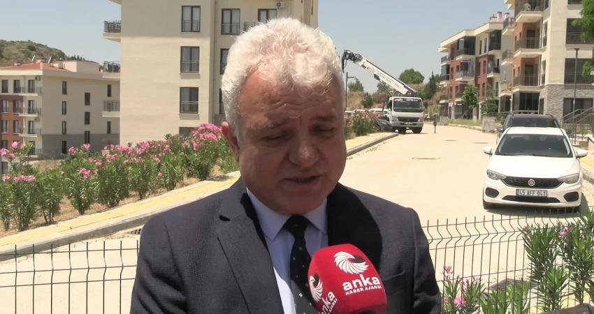 TOKİ’nin depremzedeler için yapılan Bayraklı Rezerv Alan’daki 225 konutu satışa