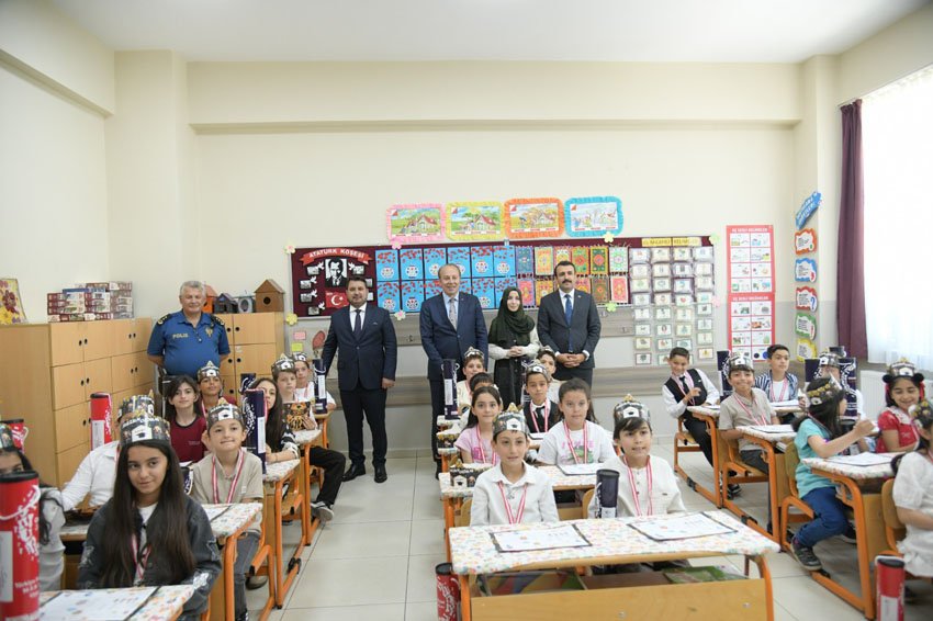 Kahramankazan Belediye Başkanı Selim Çırpanoğlu, 2025-2026 eğitim öğretim yılının sona