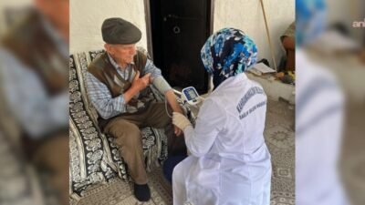 Kahramankazan Belediyesi Sağlık İşleri Müdürlüğü ekipleri, evde sağlık hizmetleri kapsamında