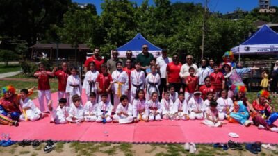 Kartal Belediyesi, Babalar Günü dolayısıyla gerçekleştirdiği "Baba-Çocuk Şenliği" ile babalar