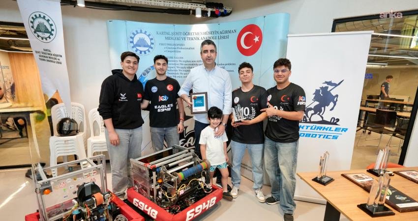 Kartal Belediyesi Bilim, Mühendislik ve Teknoloji Merkezi Makina Hangar'da düzenlenen