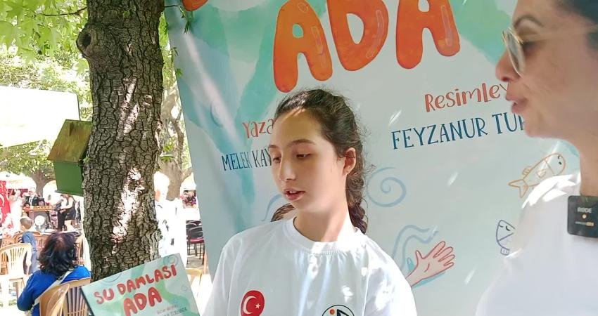 Kas ve konuşma güçlüğü yaşayan Ada, yüzmede Türkiye şampiyonu oldu Muğla'nın Ortaca ilçesinde yaşayan 15 yaşındaki Ada Kaygusuz, doktor tavsiyesiyle