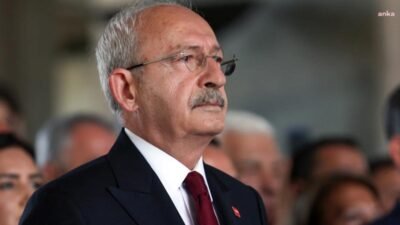 CHP Genel Başkanı Kemal Kılıçdaroğlu, 2026 FIFA Dünya Kupası'nda sahaya