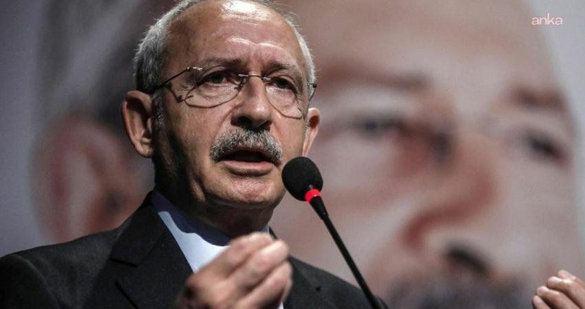 CHP Genel Başkanı Kemal Kılıçdaroğlu, 2016 yılında milletvekili dokunulmazlıklarının kaldırılmasına