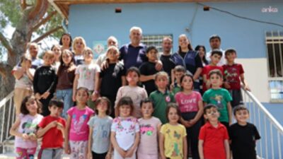 İzmir Kiraz’daki Mersinlidere İlkokulu öğrencileri, İzmir Büyükşehir Belediyesi tarafından düzenlenen
