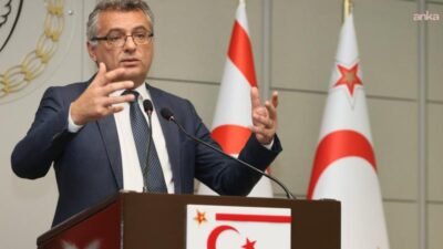 KKTC Cumhurbaşkanı Tufan Erhürman, Siyasi Partiler Konseyi toplantısının ardından yaptığı