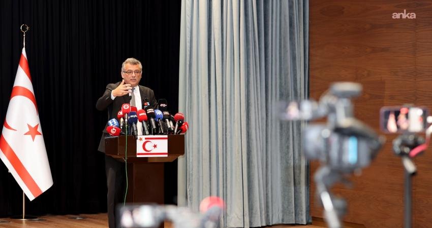 KKTC Cumhurbaşkanı Erhürman: “Kıbrıs sorununda yeni bir hareketlilik var, Türkiye ile ilişkilerimizi istişare içinde sürdürüyoruz” KKTC Cumhurbaşkanı Tufan Erhürman, “200 Gün” basın toplantısında Kıbrıs sorunu,