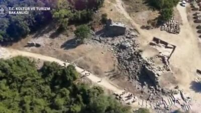 Kültür ve Turizm Bakanı Mehmet Nuri Ersoy, Aspendos Antik Kenti’nde