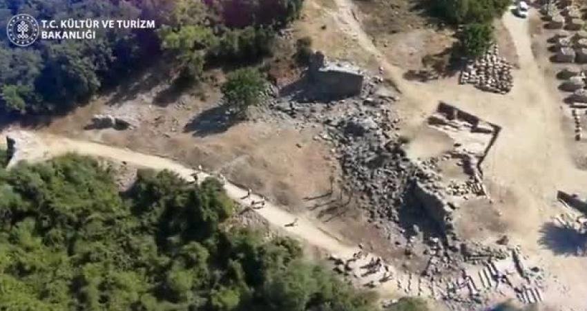 Kültür ve Turizm Bakanı Mehmet Nuri Ersoy, Aspendos Antik Kenti’nde