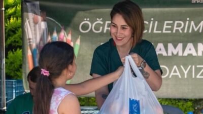 Kuşadası Belediyesi tarafından ihtiyaç sahibi ailelerin okula giden 6-12 yaş