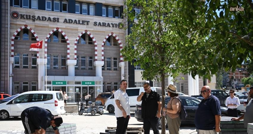 Kuşadası Belediyesi Başkan Vekili Tahsin Demirtaş, Fen İşleri Müdürlüğü tarafından Cumhuriyet