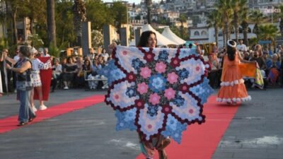 Kuşadası Belediyesi tarafından Dünya Çevre Günü kapsamında düzenlenen etkinlikler, çevre