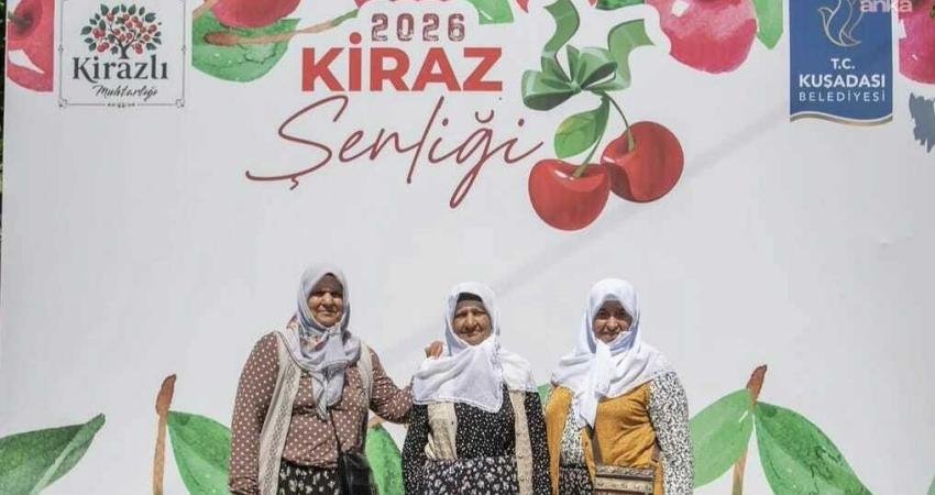 Kuşadası Belediyesi’nin destekleriyle Kirazlı Mahallesi’nde düzenlenen "Geleneksel Kiraz Şenliği" bu