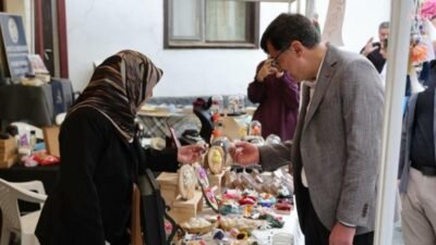 Kütahya Belediye Başkanı Eyüp Kahveci, Germiyan Festivali’nin ikinci gününde vatandaşlarla bir