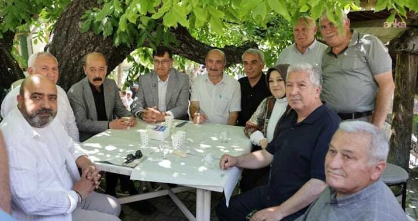 Kütahya Belediye Başkanı Eyüp Kahveci, Okçu Mahallesi'nde düzenlenen Muharrem ayı