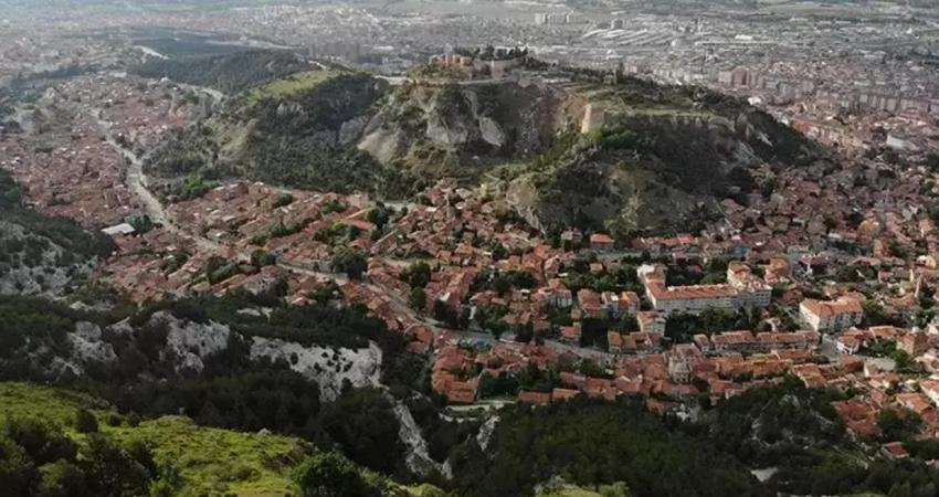 Kütahya'nın Simav ve Tavşanlı ilçeleri sınırlarında bulunan altın-gümüş madeni sahasında