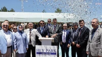 Kütahya-Afyonkarahisar kara yolu üzerinde hayata geçirilecek Hey Park Dinlenme Tesisi'nin