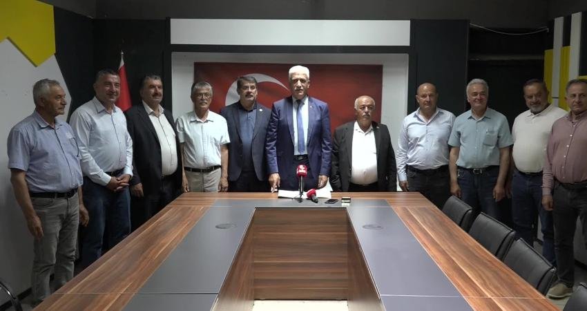 Malatya Ziraat odaları açıkladı: Mevsimlik tarım işçisinin yevmiyesi 1.300 lira Malatya Ziraat Odaları İl Koordinasyon Başkanı Yunus Kılınç, 2026 yılı