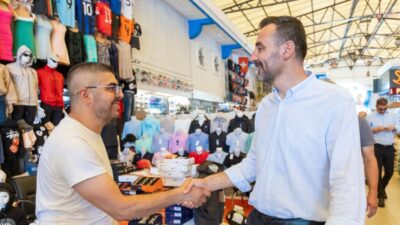 Manavgat Belediye Başkan Vekili Mehmet Çiçek, Manavgat’ta faaliyet gösteren esnaflarla