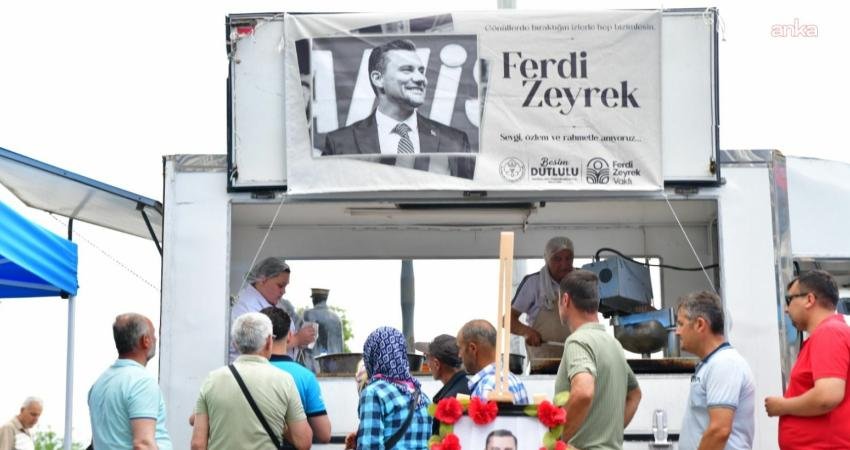 Manisa Büyükşehir Belediyesi, merhum Büyükşehir Belediye Başkanı Ferdi Zeyrek'in vefatının