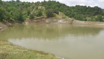 Manisa Büyükşehir Belediyesi, Salihli’nin Damatlı Mahallesi’nde yoğun yağış nedeniyle zarar