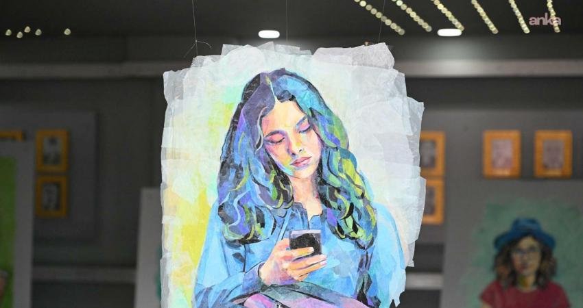 Manisa’da plastik atıklar sanata dönüştü Manisa Büyükşehir Belediyesi, Tarzan ve Çevre Günü etkinlikleri kapsamında ressam