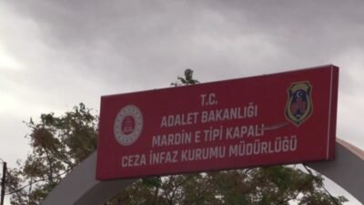 Mardin’in Kızıltepe ilçesinde iki aile arasında yol verme nedeniyle çıkan
