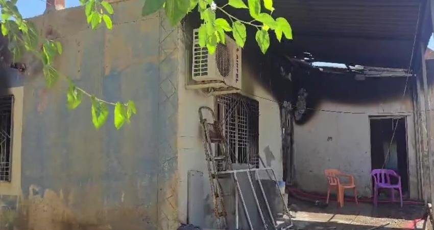Mardin'in Kızıltepe ilçesine bağlı kırsal Akyazı Mahallesi Büyüktepe köyünde evde çıkan
