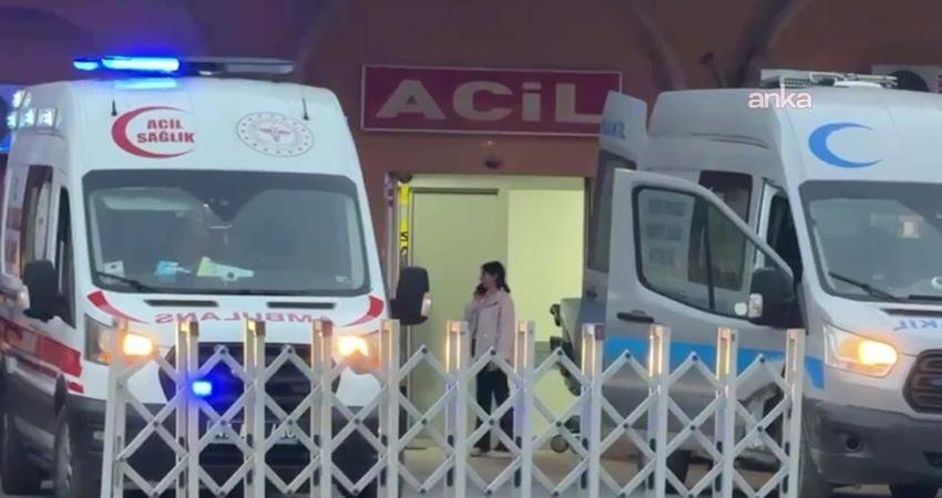 Mardin’de iki kardeş, aralarında çıkan silahlı kavgada yaralandı Mardin’in Kızıltepe ilçesinde iki kardeş aralarında çıkan silahlı kavgada, yaralandı.
