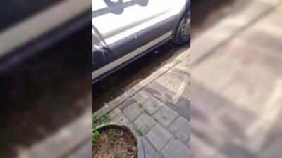 Mardin'in Ömerli ilçesinde, Hükümet Konağı'nın önüne kadar taşan kanalizasyon suları